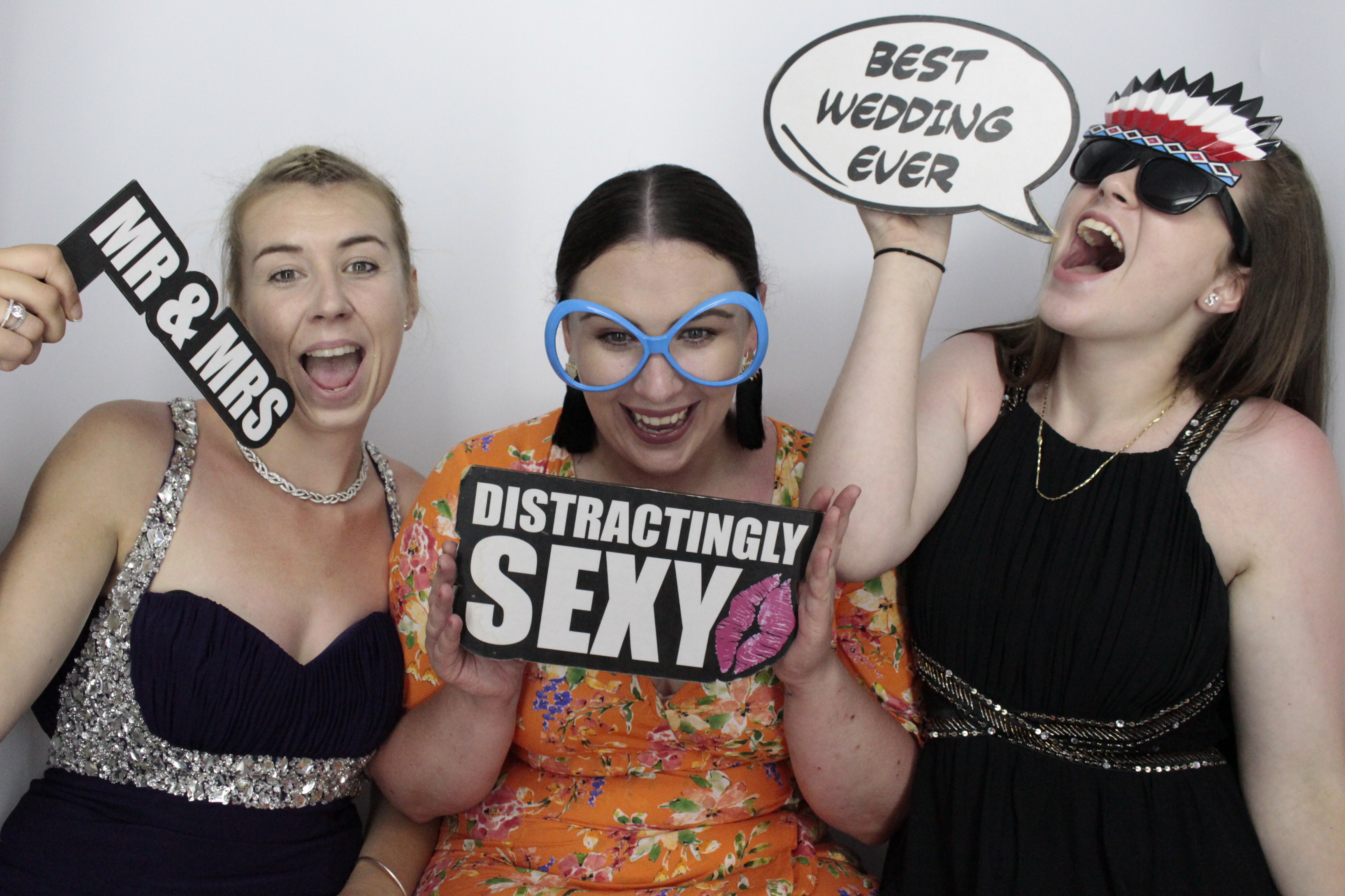 Matt and Kay's Wedding | View more photos from the event at gallery.myphotoboothexperience.co.uk/u/MyPhotoBoothExperienceLtd/Matt-and-Kays-Wedding